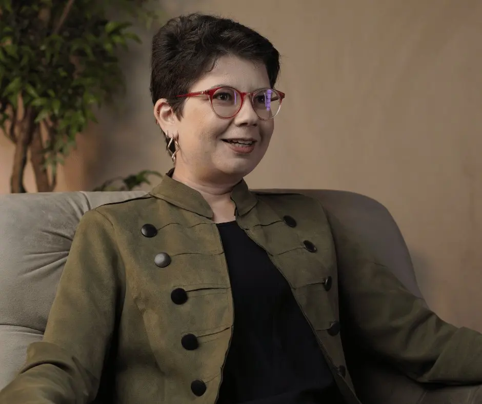 Larissa Nóbrega em gravação